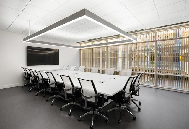 办公室装修设计要注重实用性及整体和谐